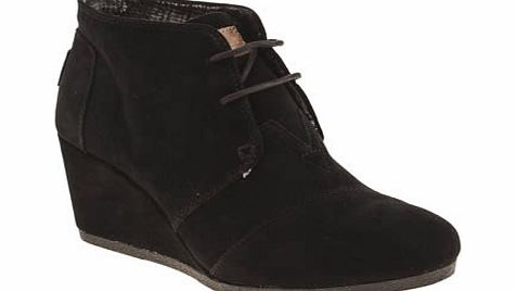 toms Black Desert Wedge Boots