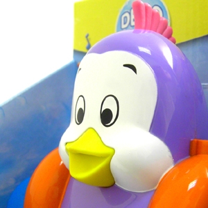 tomy Splashy Penguin Bath Toy