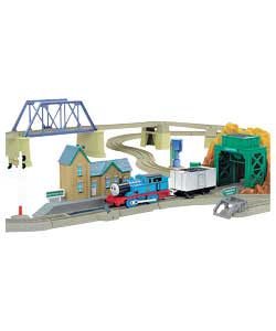 tomy Track Master Thomas Echo Cave