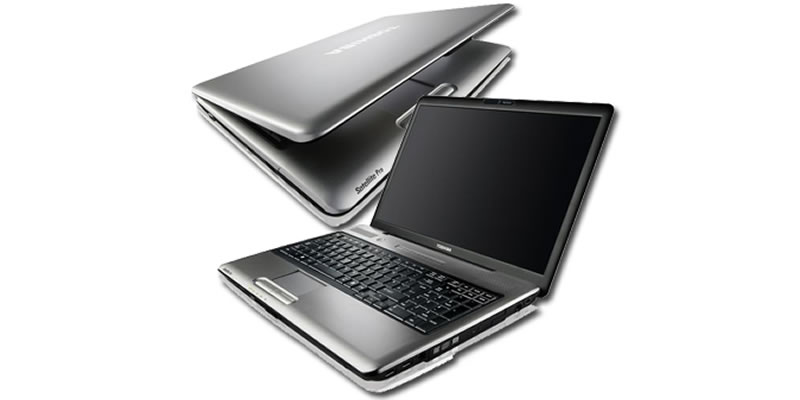 Toshiba Satellite Pro P300-1CV - Pentium 17`` -