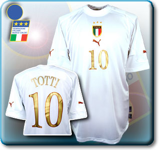 Totti Puma Italy away (Totti 10) 04/05