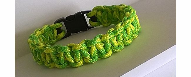 Tradewinds 6``- 6.5`` Gecko Paracord 425 Cobra Stitch Bracelet/Wristband. (Small Buckle) Handmade In Norfolk U.K.