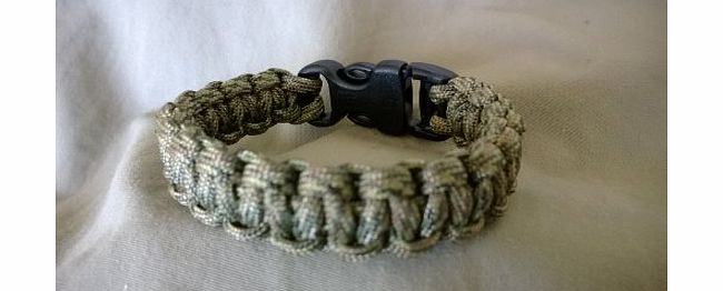 Tradewinds 8`` Forest Camo Paracord 550 Cobra Stitch Survival Bracelet/Wristband. Handmade in Norfolk U.K.