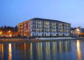 TRAVERSE CITY Park Shore Resort