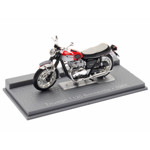 T120 Bonneville 1967 1:24