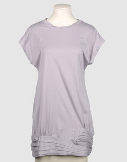 TOPWEAR Short sleeve t-shirts WOMEN on YOOX.COM