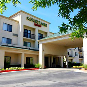 Courtyard by Marriott Tulsa Central