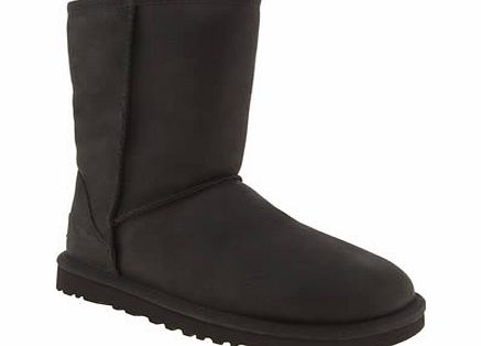ugg australia Black Classic Short Leather Boots
