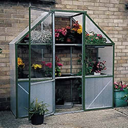 Spacesaver Greenhouse