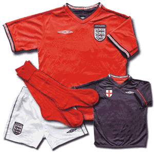 Umbro 02-03 England Away Infant kit