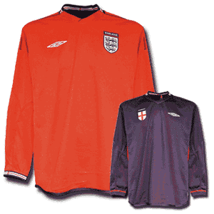 Umbro 02-03 England Away L/S Junior shirt - reversible