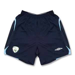06-08 Ireland Home GK Shorts