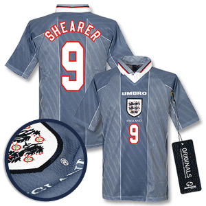 96-97 England Away L/S shirt Players + Shearer 9
