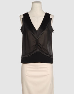 UNDERCOVER TOP WEAR Sleeveless t-shirts WOMEN on YOOX.COM