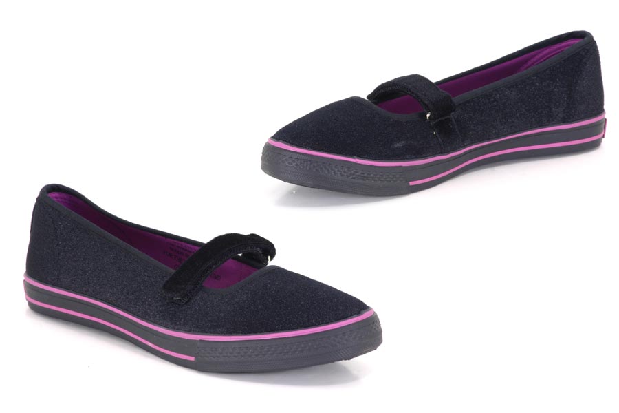 - R006B - Velvet - Black