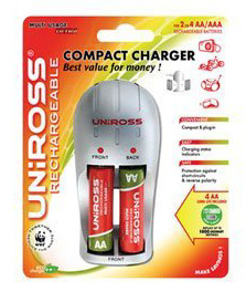 UNIROSS Compact Charger and 4 x AA 2100 mAh