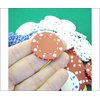 Play cards like they do in the casino with 100 official casino weight (11.5g) poker chips. The chips