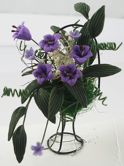 1:12 Scale Lilac Floral Display on Stand