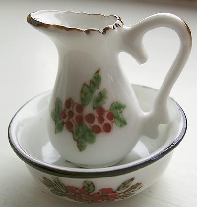 1:12 Scale Wash Bowl & Jug