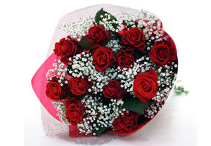 Unbranded 12 Red Roses Valentines Bouquet