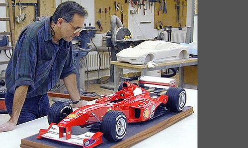 1:4 Scale Ferrari F2000