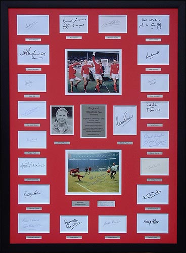 Unbranded 1966 - Presentation signed by the World Cup Squad (22)