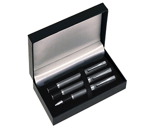 Unbranded 2 x pen set with refill and box with FREE