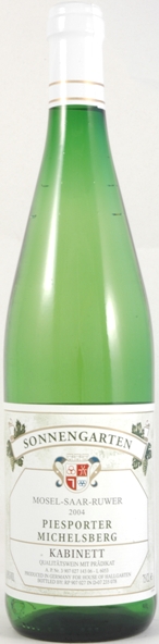 Pale silvery green. Beautiful Riesling nose, showing a touch of tangy pineapple on a fresh dry finis