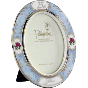 This beautiful Bone China Pollyanna 25th Silver Wedding Anniversary Photo Frame makes a wonderful ke