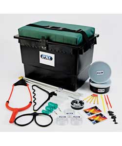 Lightweight seatbox with padded adjustable shoulder strap.  Size (H)35.5, (W)44.5, (D)31.5cm.Accesso