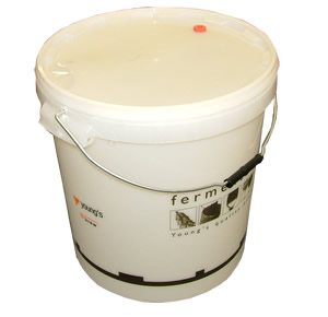 33 LITRE FERMENTATION VESSEL FULL COLOURGRADUATED