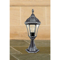 IP44 rated outdoor bollard light cast aluminium black silver finish with clear glass diffusers. Heig