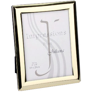 This stunning shiny brass gold curved photo frame is a stunning but simple photo frame suitable for 