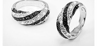 Unbranded 64D Twisted Blackand White Diamond Ring