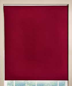 Complete blackout.Keeps a room cool in summer and warm in winter.50 cotton, 50 polyester.Sponge or w