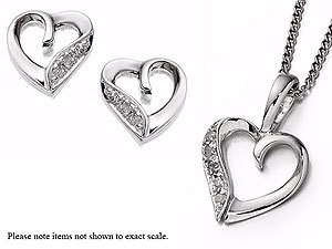 Unbranded 9ct White Gold Diamond Heart Earrings - 193387