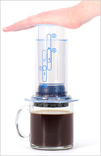 AeroPress Coffee Maker (350 Replacement Filters)