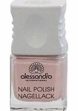 The nail polish by alessandro International is still creamy and can be applied easily and without streaking. This is made possible by the specially developed patented formula as well as by the new oval brush.