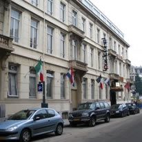 Unbranded Ams Museum