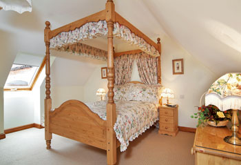 Unbranded Archway Barn