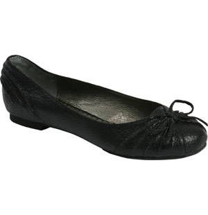 Aruch, round toe ballerina style pump with ruche and bow detail. Lining: leather Sole: rubber