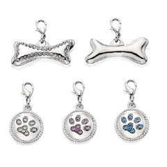 Brilliant bling for your best friend! Jazz up his or her collar with these fabulous Austrian Crystal