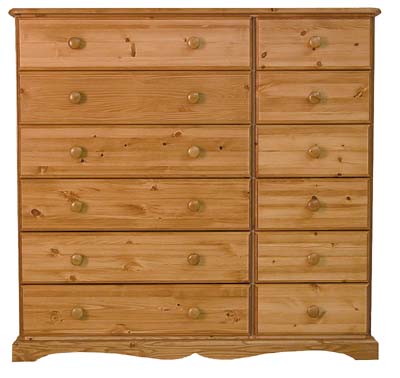 12 DRAWER COMBINATION CHEST OF DRAWERS.THE DRAWERS HAVE DOVETAILED JOINTS WITH TONGUE AND GROOVED