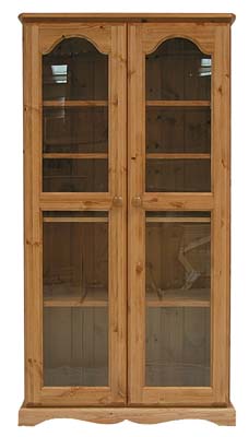 PINE 5FT GLAZED BOOKCASE.ALL SOLID PINE WITH NO PLYWOOD.THE CARCUS FEATURES A TONGUE AND GROOVED