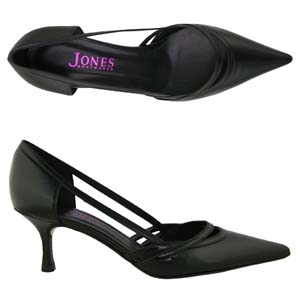 A pretty open sided Court shoe from Jones Bootmaker. Features pointed toe, shapely heel and a padded
