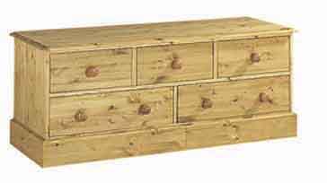 Stylish Bed-End Chest from the Corndell Country Cottage range