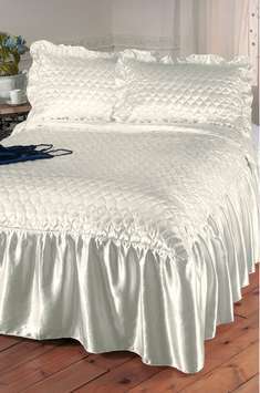 Unbranded BEDSPREAD   FREE PILLOWSHAM(S)