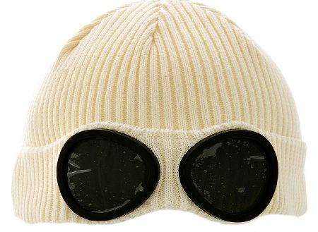 C. P Company Goggle Beanie Hat features ribbed fabric with goggle inserts and is made of wool great for keeping you warm in the winter weather and cold breeze team with a goggle jacket and gloves to complete the look. Colour: White Fabric: 100% Wool 