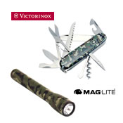 Camouflage Victorinox Knife and Mag Lite Torch