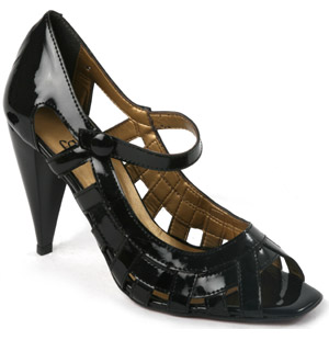 This peep toe patent court shoe is a must have item in every summer wardrobe. The gorgeous Cango sho